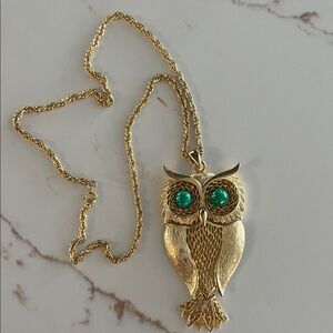 Gold Owl Pendant Necklace VINTAGE 1970’s
